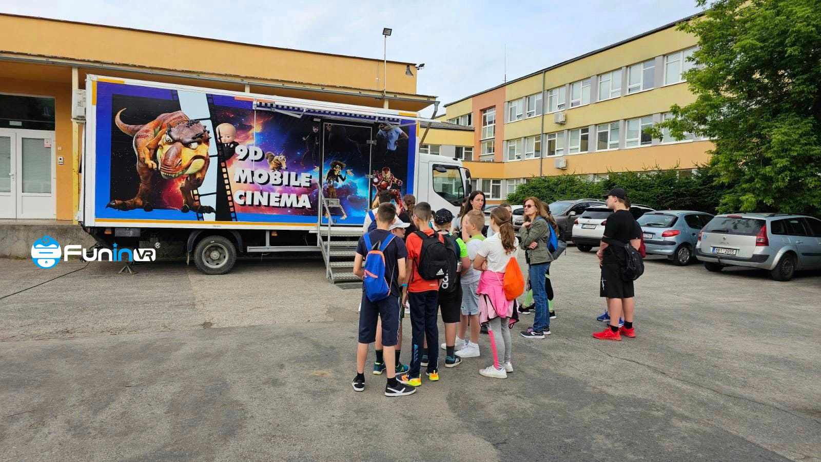 Explore Competitive Mobile 9D Cinema in Slovakia 
