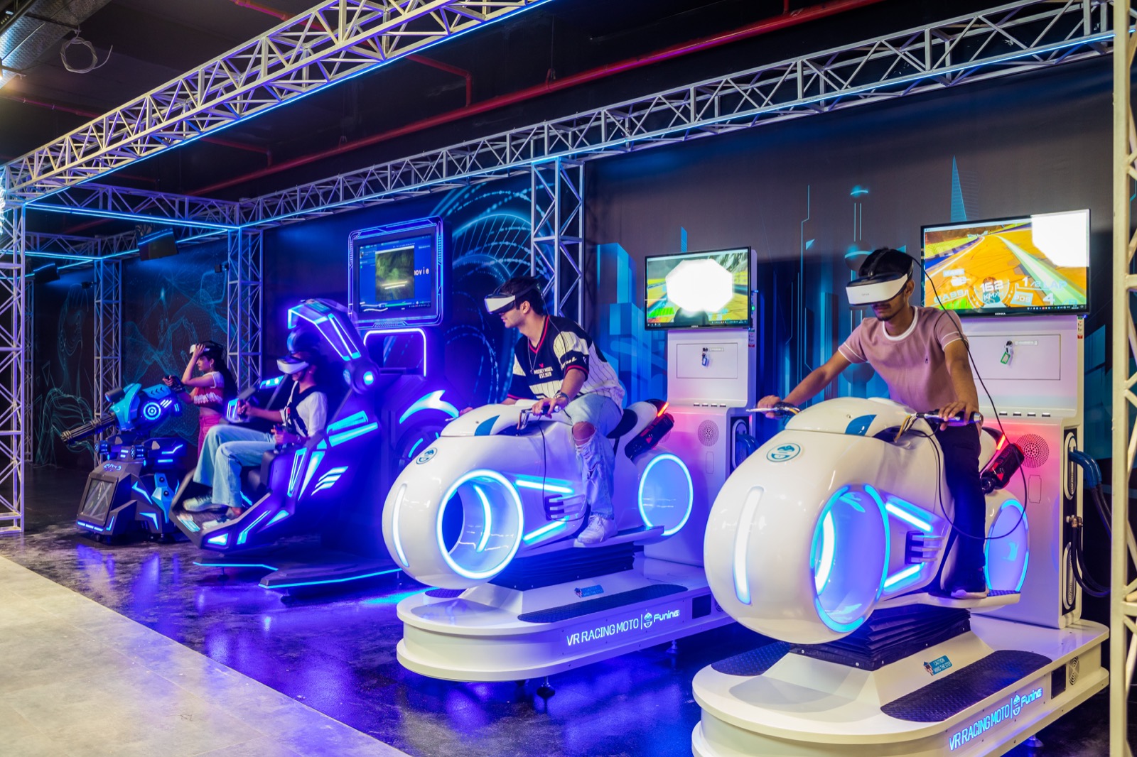 Stunning VR Arcade Game Machines in Indore