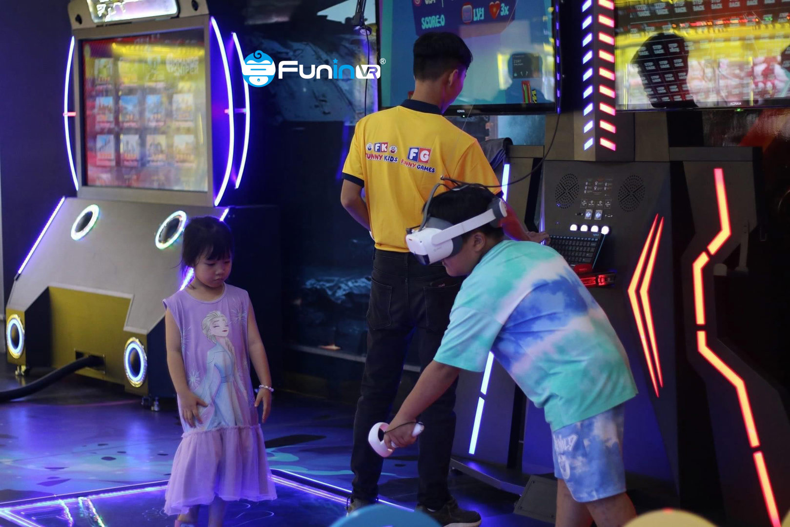 Exploring Immersive 9D VR Simulators in Vietnam